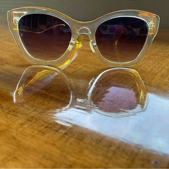 Cat Eye Sunglasses. Clear Frames with Golden Tone Temples - Picture 3 of 6